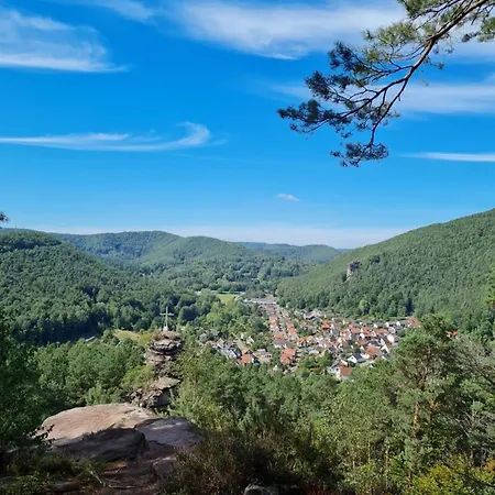 Wasgau Felsen- Und Seen *